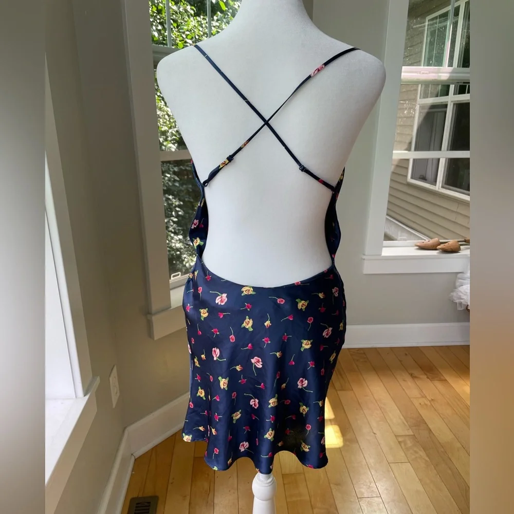 Victoria’s Secret Navy Floral Strappy Backless Slip Dress Size Small